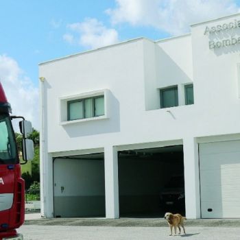 Câmara da Batalha apoia bombeiros locais para remoção de amianto do quartel