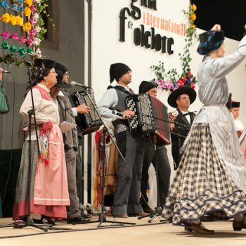 Câmara aprova programa de apoio extraordinário às associações, grupos artísticos e coletividades