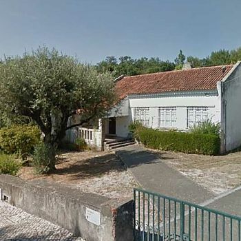 Requalificação da antiga Escola Cândido da Encarnação suspensa para adequação do projeto às exigências técnicas